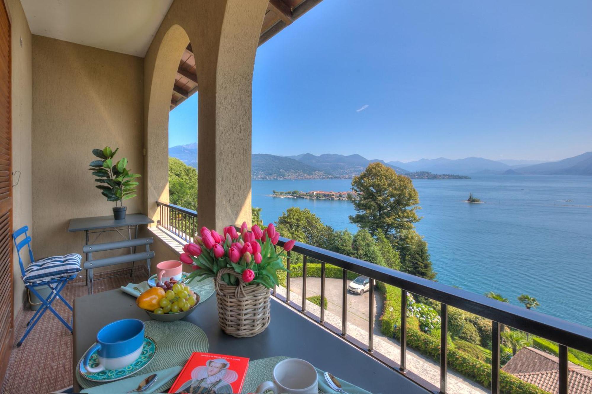 Pandora Lake View Stresa - Happy Rentals Exterior foto